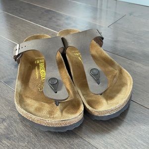 Birkenstock Gizeh Sandals